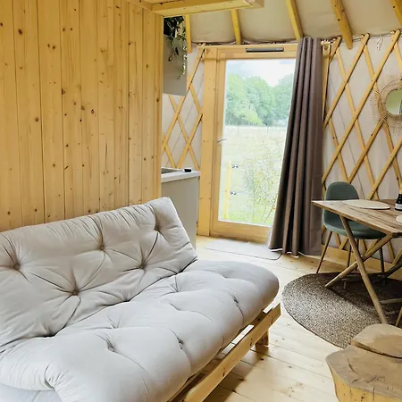 Magnolia Hoeve - Unieke Bestemming Voor Paardenliefhebbers En Bijzondere Overnachtingen In De Natuur Ledeacker Exterior photo