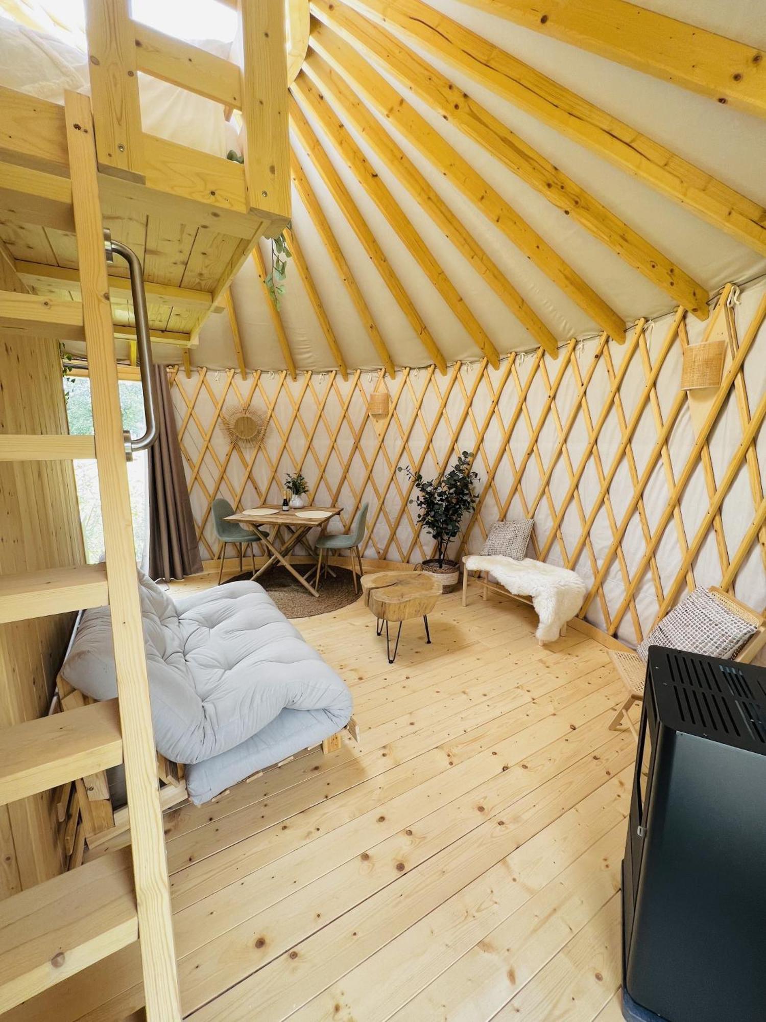 Camping Magnolia Hoeve - Unieke Bestemming Voor Paardenliefhebbers En Bijzondere Overnachtingen In De